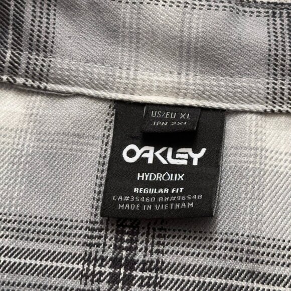 Oakley Shirt Mens Size XL Hydrolix Niseko Tech Flannel Snap Button Plaid Gray - Picture 5 of 7